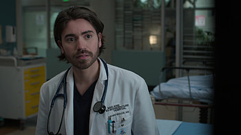 Noah Galvin, TV Shows, 3M Littmann Stethoscopes, Dr. Asher Wolke HD wallpaper