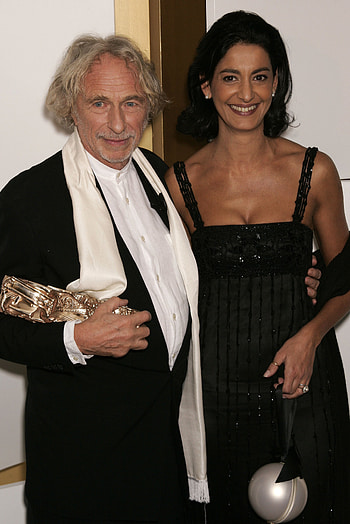 Pierre Richard family, Wife and sons, French actor, Celebrity news HD phone wallpaper