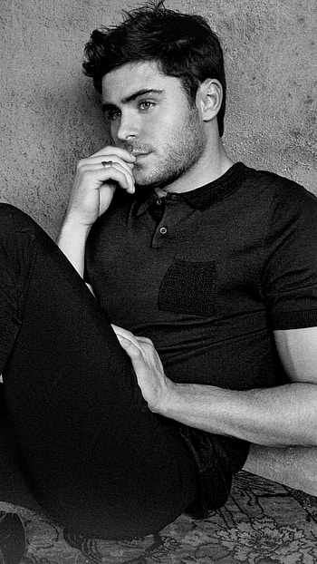 Zac Efron, Celebrity icon, Pop culture sensation, Famous actor HD phone wallpaper