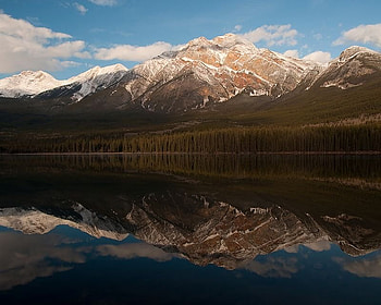 Pyramid Lake, trees, sky, lake, mountain HD wallpaper