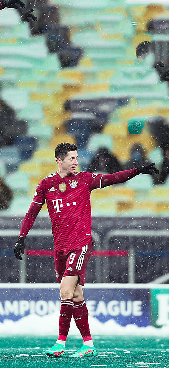 Lewandowski, sports uniform, soccer, bayern HD phone wallpaper