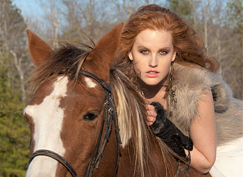 Redhead Amazon, horse, red, hairs, ride, girl HD wallpaper