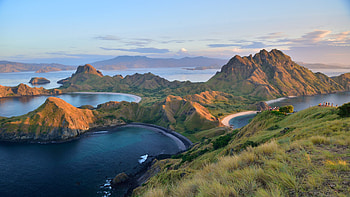 Komodo Island, Komodo National Park, Dragon habitat HD wallpaper