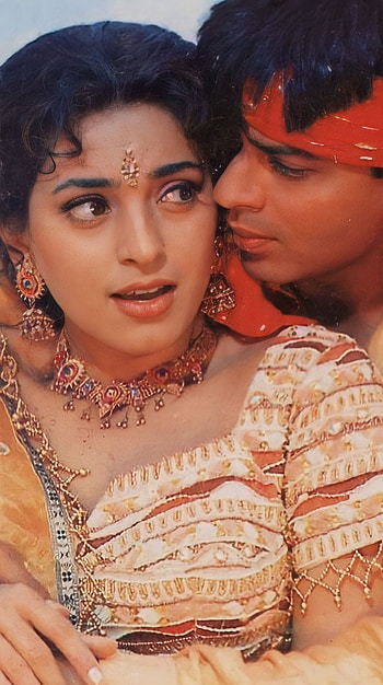 Bollywood, juhi chawla, srk HD phone wallpaper