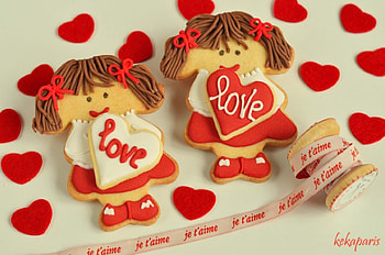*Dolls*, sweet, moments, red passion, special, dolls, biscuits, love, hearts, valentine day HD wallpaper