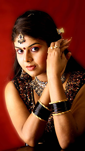 Shivani bahl, malayalam actress, model HD phone wallpaper