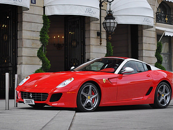 Red Ferrari 599 City Streets, city, red, streets, ferrari, 599 HD wallpaper