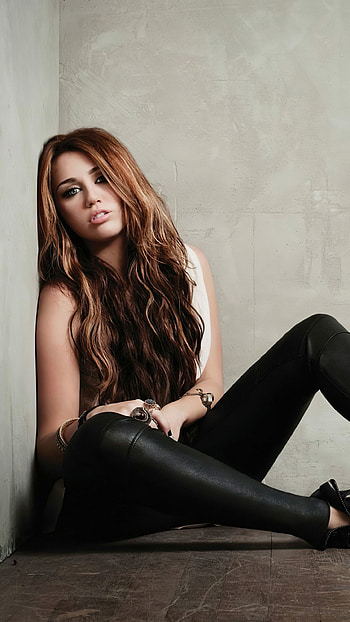 Miley Cyrus, Celebs, 2020, Ultra HD phone wallpaper