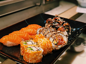 Sushi, Sushi Berlin, Authentic Japanese cuisine, Sushi lovers HD wallpaper