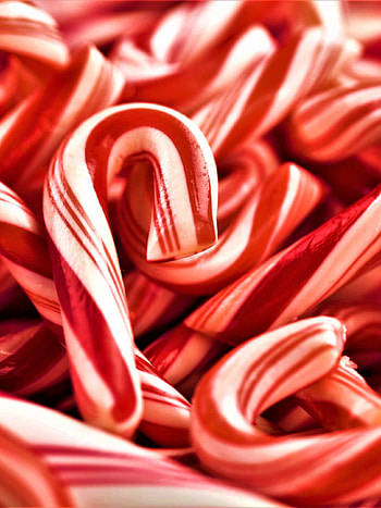 Holiday Christmas sweetness, Festive treats, Joyful celebrations, Yummy indulgence HD phone wallpaper