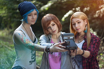 Life Is Strange Girls Cosplay , life-is-strange, games, cosplay, graphy HD wallpaper