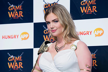 Kate Upton, Massive Game of War haul, Movie star, Fortunate career HD wallpaper