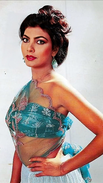 Kimi Khatar, bollywood actress HD phone wallpaper