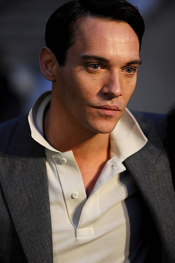Jonathan Rhys Meyers, Belle du Seigneur, , Fanpop HD phone wallpaper
