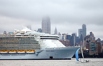 cdc says avoid, cruise travel, vaccination status HD wallpaper