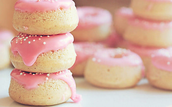 Delightful dessert , Tempting sweet treats, Sugar-filled imagination, Yummy delights HD wallpaper