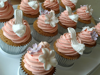 Cupcakes, white, martzipan, dessert, shoe, food, orange, purple, pink, wedding, flower, cupcake, bride, cream HD wallpaper