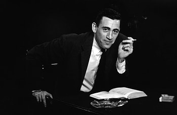 Jerome David Salinger, La Tercera newspaper, Salinger's label, Literary discussion HD wallpaper