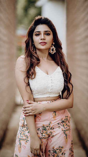 Aathmika, tamil actress, model HD phone wallpaper