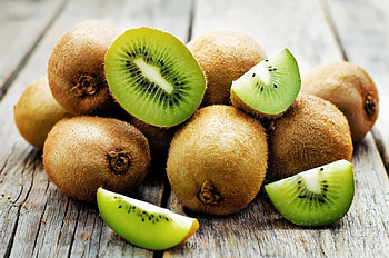 Kiwi fruit, Nutritional benefits, Healthy recipes, Delicious fruit HD wallpaper