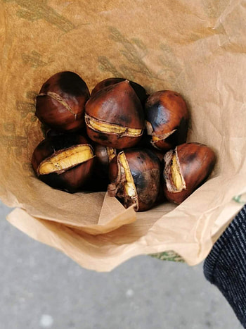Swiss winter tradition, Irresistible snack, Culinary obsession, Roasted chestnuts HD phone wallpaper