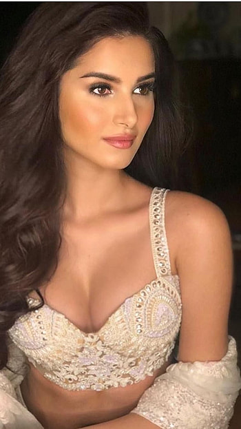 Tara Sutaria, Beutiful Heroine, beautiful heroine HD phone wallpaper