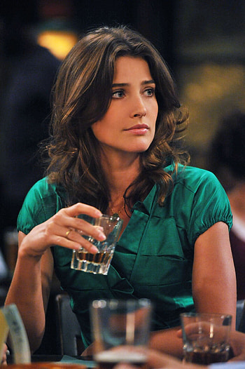 Robin, How I Met Your Mother HD phone wallpaper