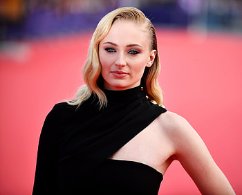Blonde, black dress, Sophie Turner HD wallpaper