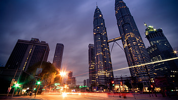 Kuala Lumpur skyline , Top backgrounds HD wallpaper