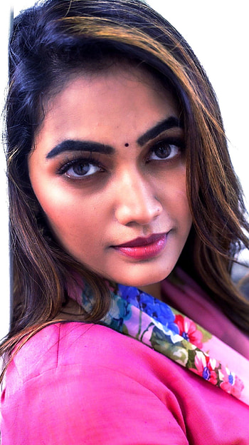 Spandana palli, telugu actress, beautiful HD phone wallpaper