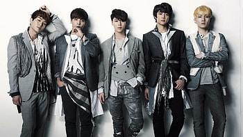 Key shinee, Unique style, Multitalented artist, Artistic expressions HD wallpaper
