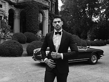 Michele Morrone, Guess mens new face, Men's fashion, Male model HD wallpaper