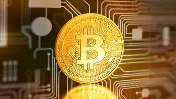 Golden coin Bitcoin , Wealth symbol, Luxury crypto, Digital finance HD wallpaper