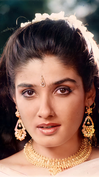 Raveena Tandon, bollywood actress, vintage HD phone wallpaper