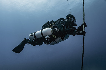 Technical diving myths, Diver's reality, Real tech diver, Deep sea exploration HD wallpaper