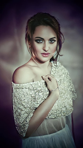 Sonakshi sinha, bollywood actress HD phone wallpaper