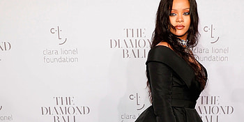 RIHANNA 2017 DIAMOND BALL, SINGER, SONGWRITER, PRODUCER, FASHION HD wallpaper