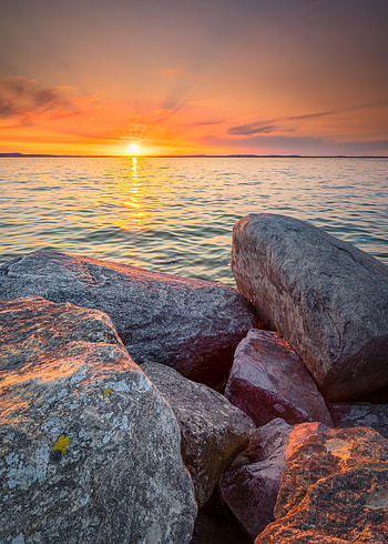 Nature, Sunset, Stones, Sky, Sea, Glare HD phone wallpaper