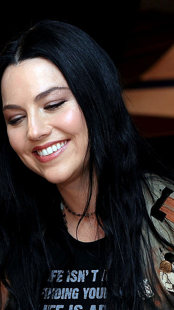 Amy Lee, Intense passion, Striking visuals, Melodic perfection HD phone wallpaper