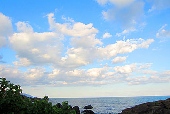Beautiful white clouds, sea, white, clouds, sky, beautiful HD wallpaper