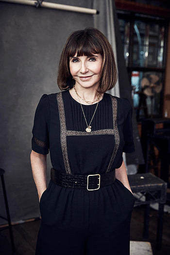 Mary Steenburgen, Fall blues, Strega Nona, Vogue HD phone wallpaper