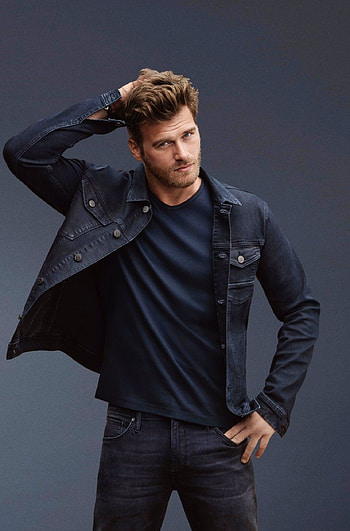 Kivanc Tatlitug, Kivanc Tatlitug ideas, Turkish actors, Turkish men HD phone wallpaper