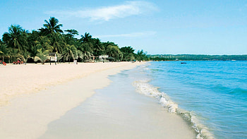 Jamaica beach , Coastal landscapes, Beach relaxation, Tropical getaway HD wallpaper