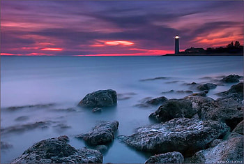 Evening sentry, blue, lighthouse, mist, pink, clouds, beacon, sky, evening, ocean HD wallpaper
