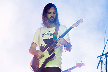 Tame Impala, SNL performance, Musical guest booking, Late-night TV appearance HD wallpaper