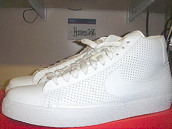 Nike Blazer, swoosh, nike, shoe, blazer HD wallpaper