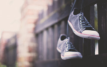 Miscellanea, Miscellaneous, Sneakers, Fence, Shoes, Footwear, Laces, Shoelaces HD wallpaper