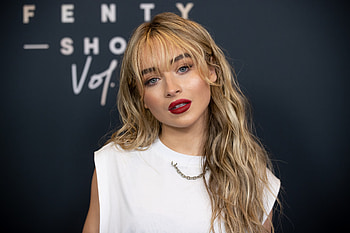 Sabrina Carpenter, Movies, Joshua Bassett, Harry Styles concert HD wallpaper