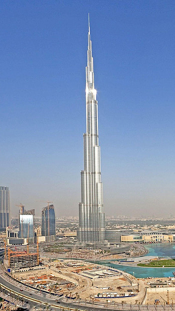 Burj Khalifa, Dubai's pride, Captivating , Architectural beauty HD phone wallpaper