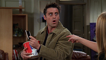 Joey Tribbiani, KFC bucket, Friends episode prop, Matt LeBlanc HD wallpaper